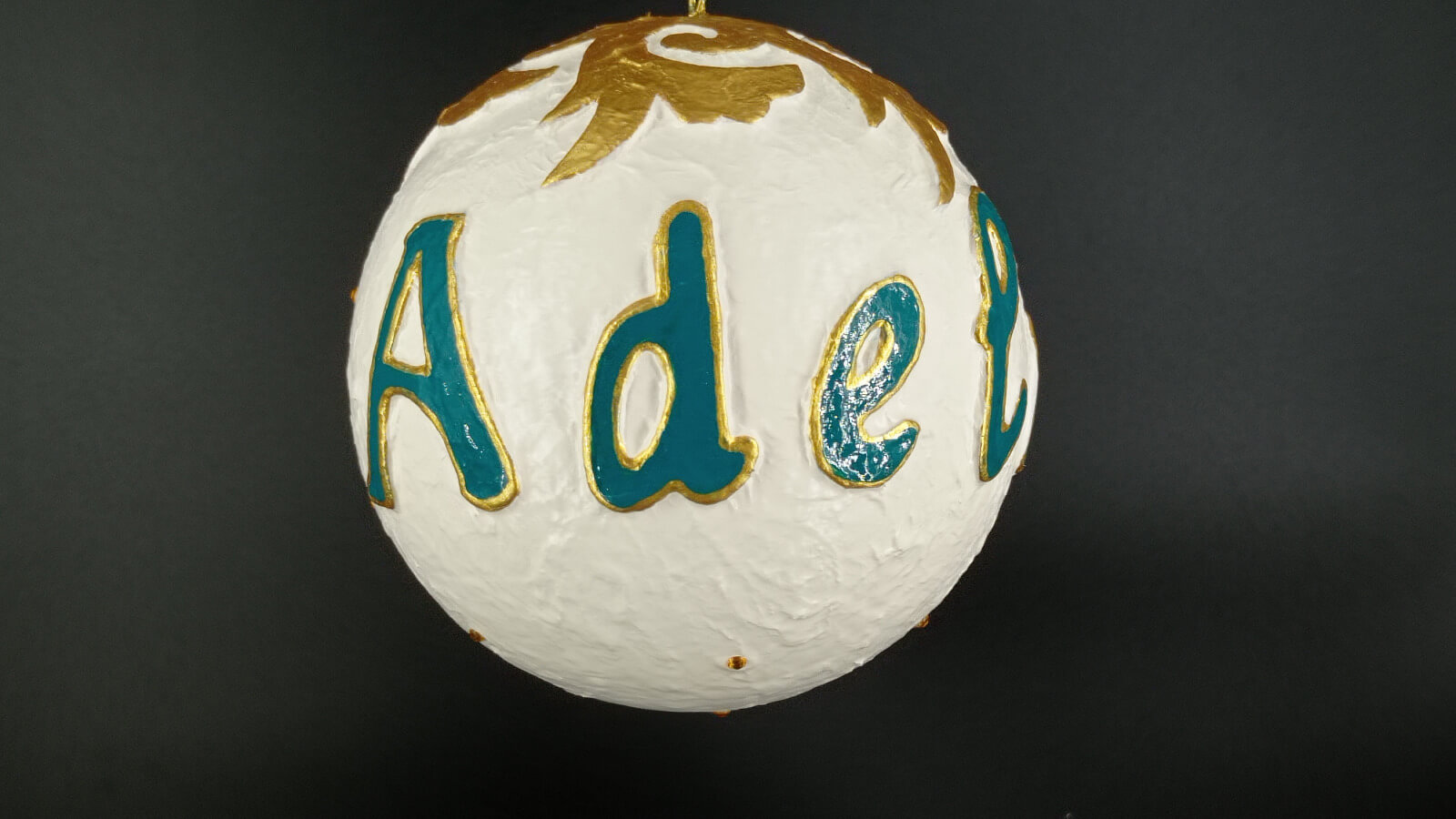 Bola personalizada con nombre y figura de tornado - Imagen 3