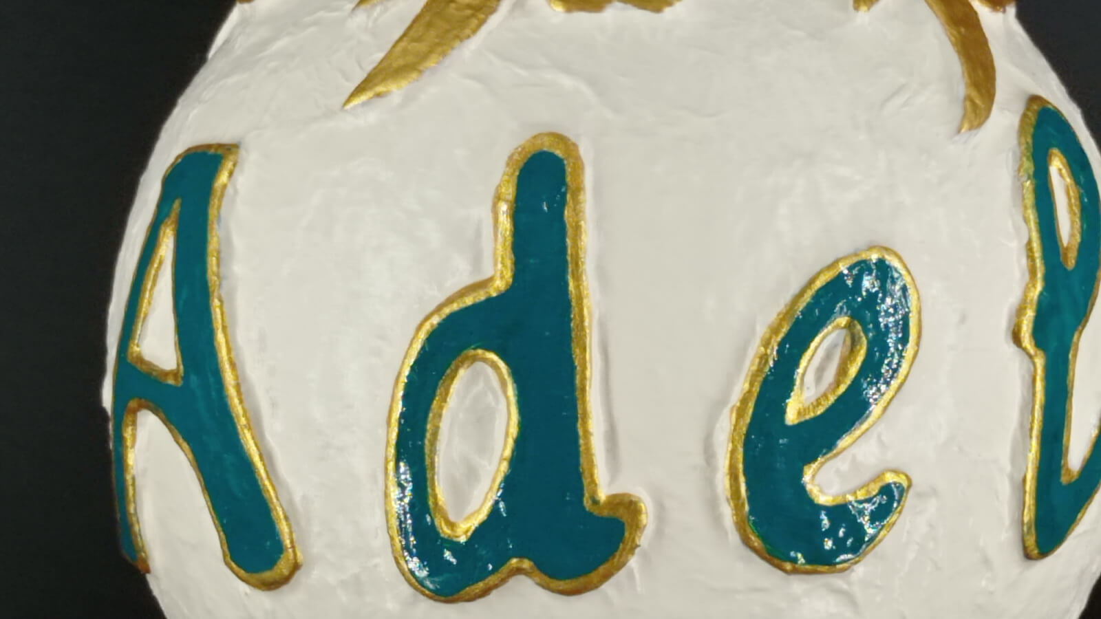 Bola personalizada con nombre y figura de tornado - Imagen 5