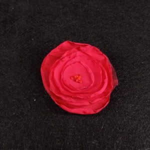 Flor tela niña pelo con pinzas roja