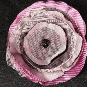 Flor tela estampada rosa y negro