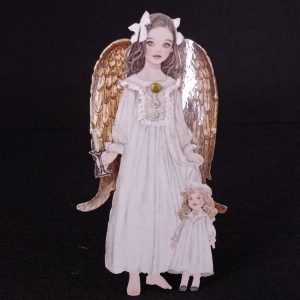 Angelito papel niña con camison Escarlata