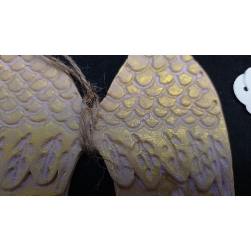 Alas de ángel tallada con patina Powder Pink - Imagen 3