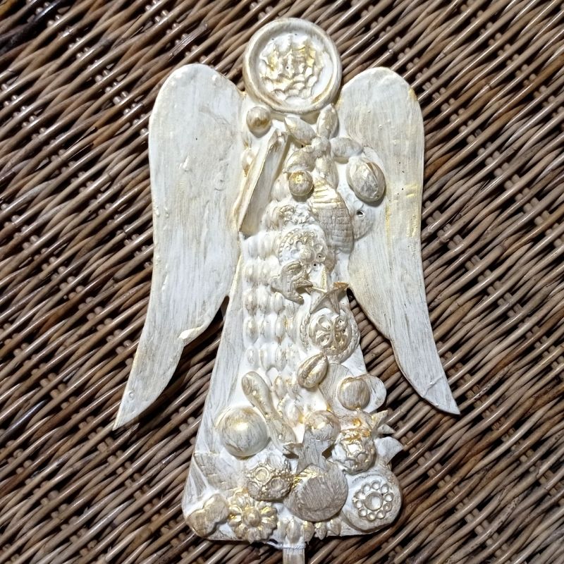 Punta de árbol Angel beis y dorado con pajarito - Imagen 4