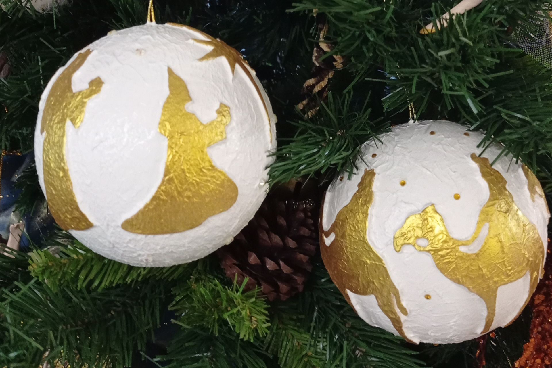 Bola 12cm Reyes Magos adorando - Imagen 5