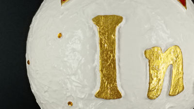 Bola personalizada con nombre con gorro clasico y brillos - Imagen 2