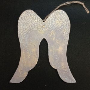 Alas de ángel tallada rosa antiguo